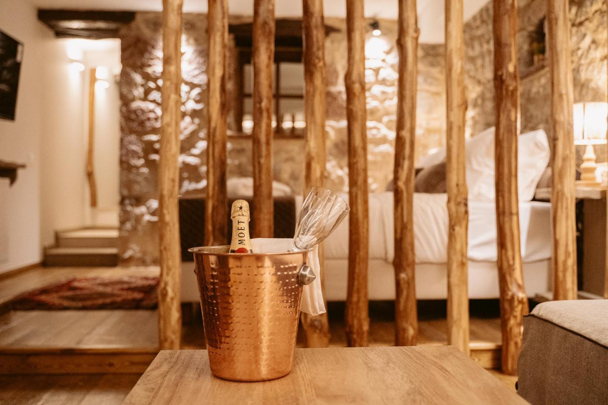 Afanos Guesthouse Arachova Oda fotoğraf