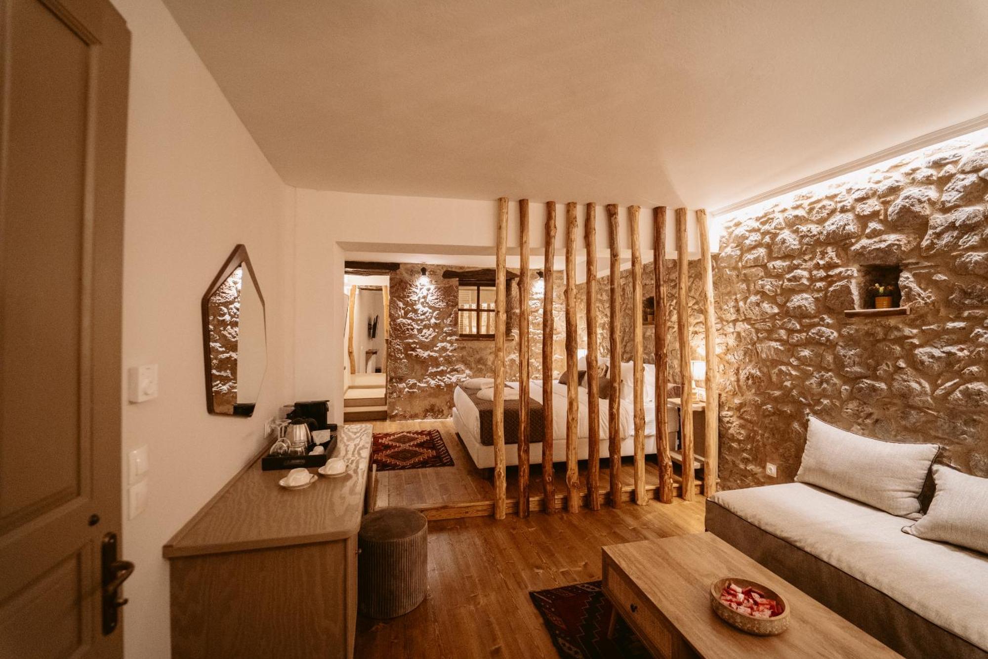 Afanos Guesthouse Arachova Oda fotoğraf
